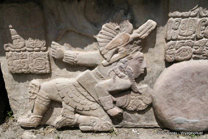 O jogador deixou pelota escultura, Tonina - México