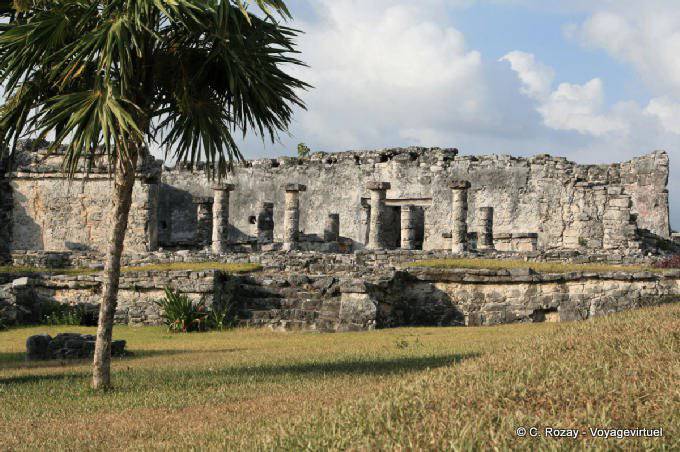 Jogo das colunas de um palácio, Tulum - México