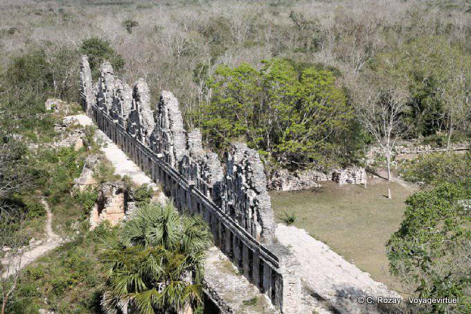 O Grupo de Pombal, El Palomar, Uxmal - México