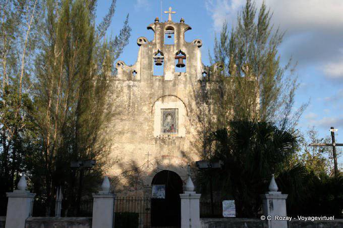 Templo Santa Lucia, Valladolid - México