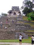 O Templo da Cruz em Lakam Ha, Palenque, México.