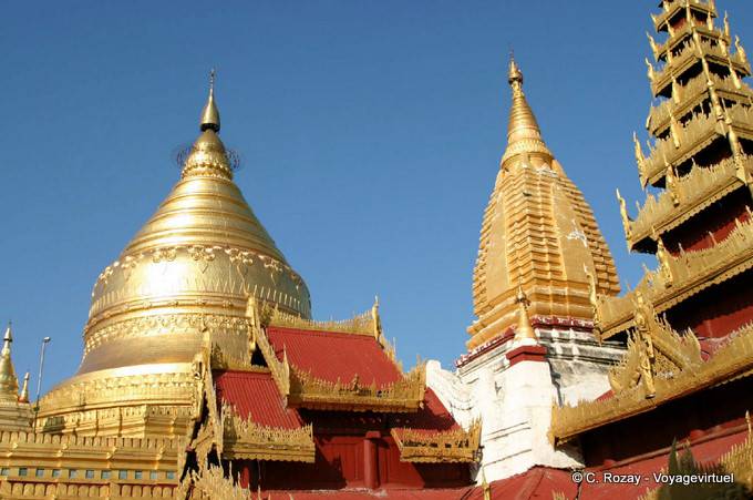Vários stupas Shwezigon, Bagan - Myanmar (Birmânia)