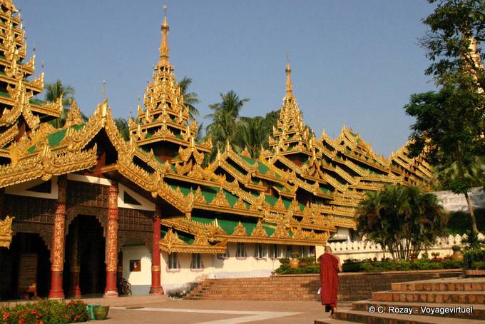 Arquitetura na escadaria do sul, Shwedagon Pagoda, Rangoon - Myanmar (Birmânia)
