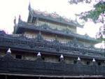 O Mosteiro Schwenandaw (Shwe-Kyaung-pyi em birmanês), Mandalay, Birmânia.