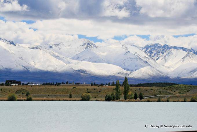 Montanhas nevadas, Lake Ruataniwha, Canterbury - Nova Zelândia