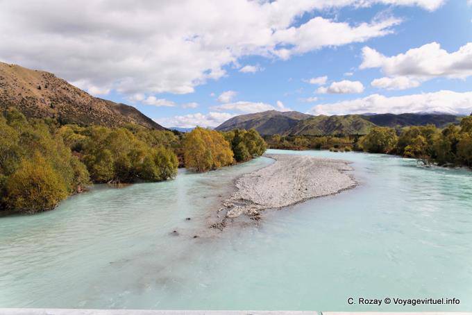Rio Glacial, Waitaki River, Canterbury - Nova Zelândia