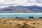 Panorama de Lake Aviemore, Canterbury, Nova Zelândia.