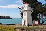 Farol em Caroline Bay, Timaru, Canterbury, Nova Zelândia.