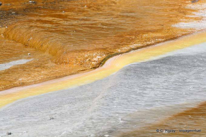 Cores do Te Ope Whakarewarewatanga O Te Taua A Wahiao, Whakarewarewa Thermal Village, Rotorua - Nova Zelândia