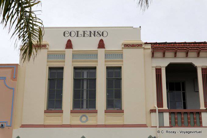 Colenso House, estilo missão espanhola, Napier - Nova Zelândia