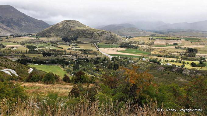 Vista a partir das rendas da Crown Range Road, Road to Cardrona Queenstown, Southland - Nova Zelândia