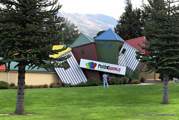 Stuart Landsborough Mundo de confusão, Wanaka City, Southland - Nova Zelândia