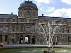 Jatos de água, Paris, Louvre, França.