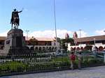 Estátua equestre de Francisco Pizarro, Plaza Sucre, Ayacucho, Peru.