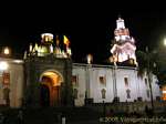 A Catedral Metropolitana de Quito visão noturna, Equador.