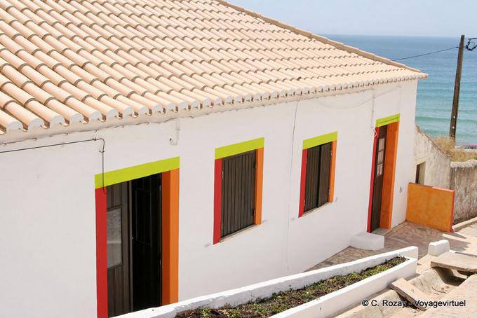 Cores da casa, Burgau, Algarve - Portugal