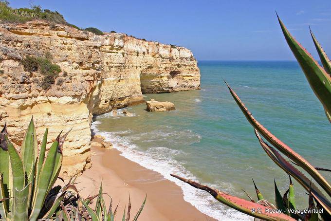 Paisagem da costa do Algarve - Portugal