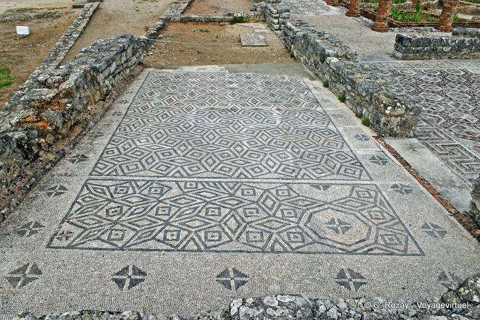 Geometria nas proximidades das termas, Conimbriga mosaico - Portugal