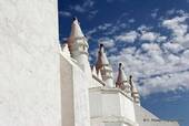 Igreja de Mértola, torres cônicas do gótico tardio Alentejo, Portugal.