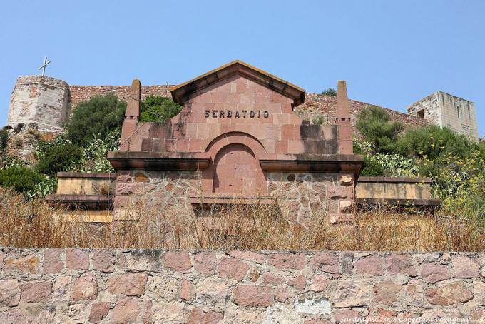 Bosa, Serbatoio monumento sob o castelo Malaspina - Sardenha