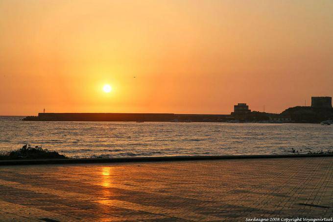 Bosa Marina, por do sol no Isola Rossa - Sardenha