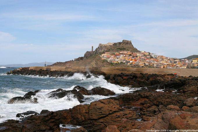 Castelsardo, atacar o pier - Sardenha
