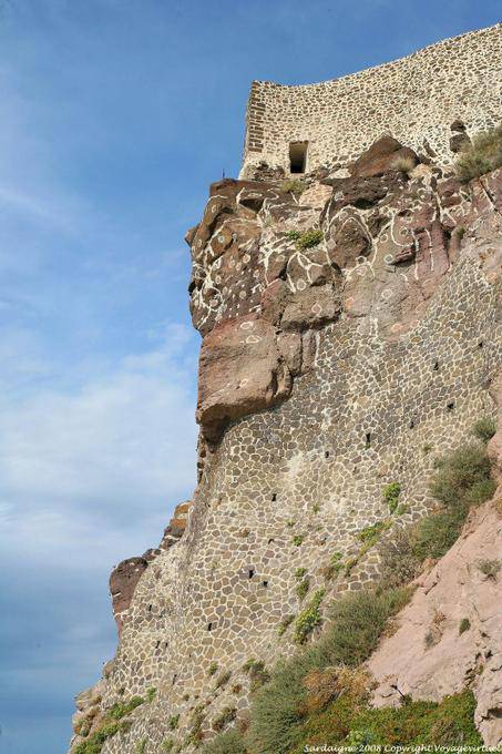 Castelsardo, paredes de rocha, Castel Genovese - Sardenha