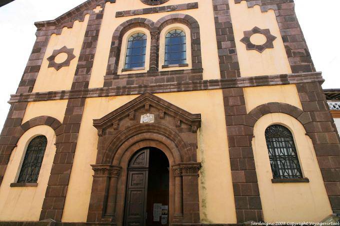 Chiaramonti Tzaramonte igreja - Sardenha