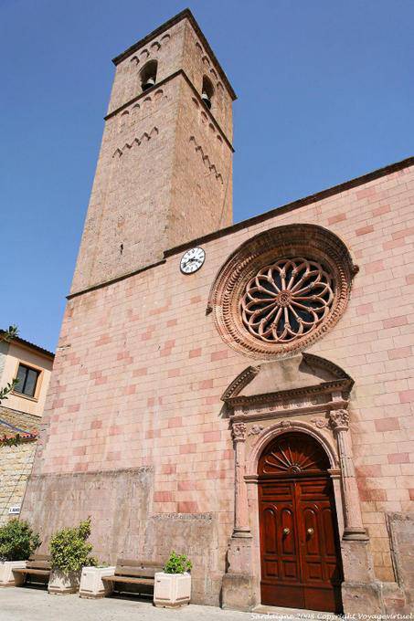 Gavoi, chiese San Gavino, a torre do sino - Sardenha