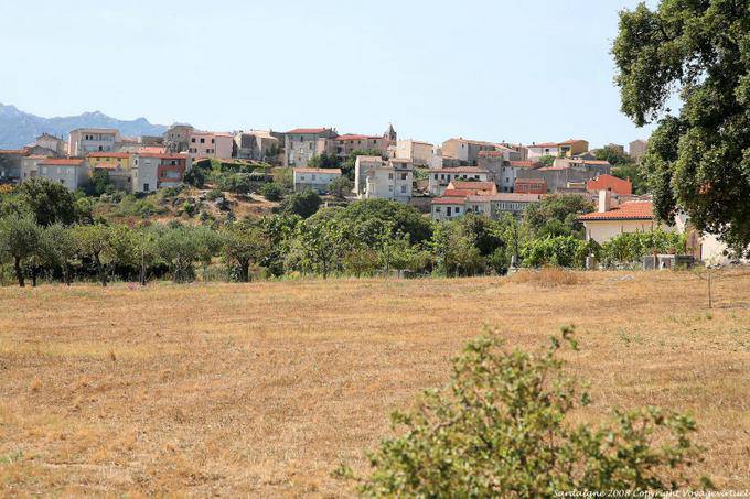 Luras, vista geral da cidade - Sardenha