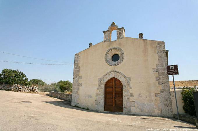 Monteleone Rocca Doria, Chiesa di San Antonio - Sardenha