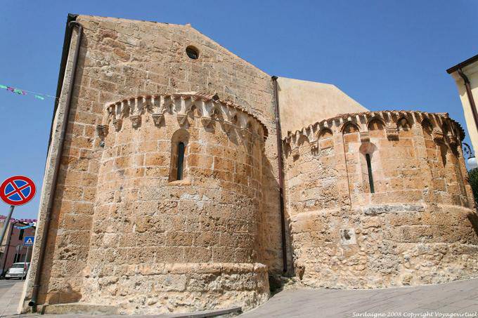 Monteleone Rocca Doria, Chiesa San Stefano, de volta absides - Sardenha