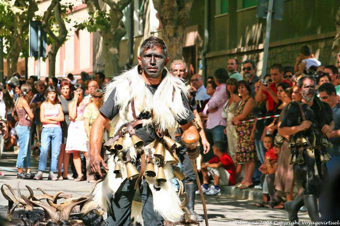 Nuoro, Festa del Redentore, Mamutzones Antigos Samugheo frente quente - Sardenha