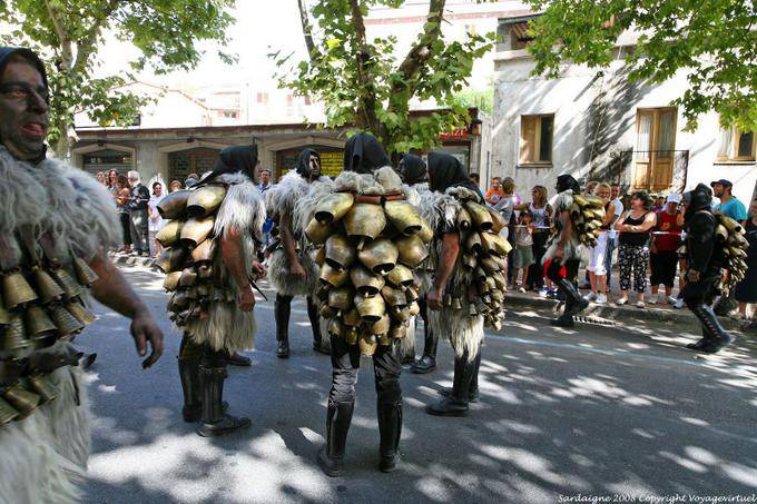 Nuoro, Festa del Redentore, Sonaggiaose Surzu Ortueri, sinos quilo - Sardenha