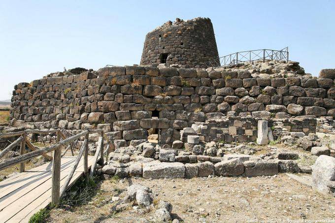 Nuraghe Santu Antine - Sardenha