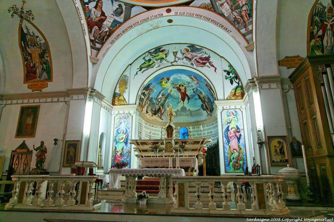 Olbia, San Paolo Apostolo, altar principal - Sardenha