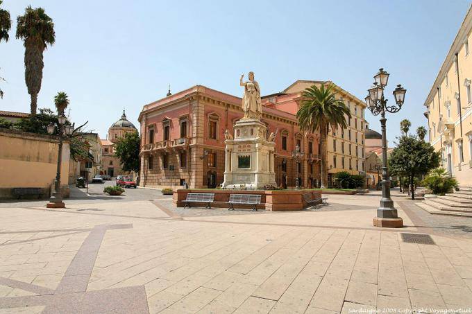Panorâmica Piazza Eleonora, Oristano - Sardenha