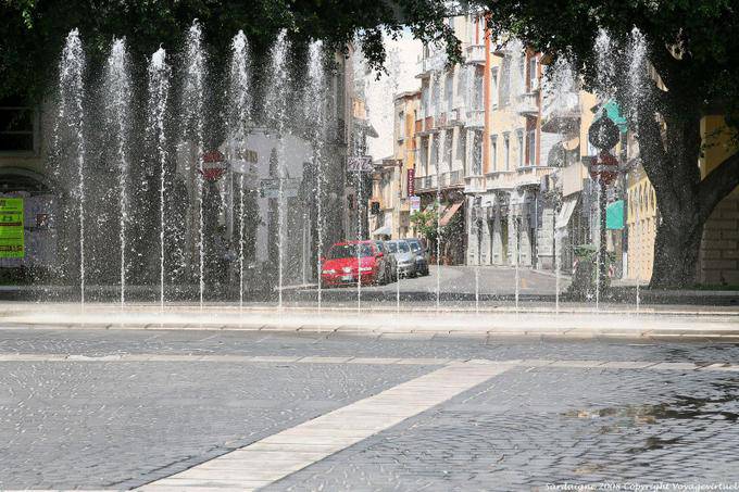 Oristano, Piazza Roma, cortina fonte - Sardenha