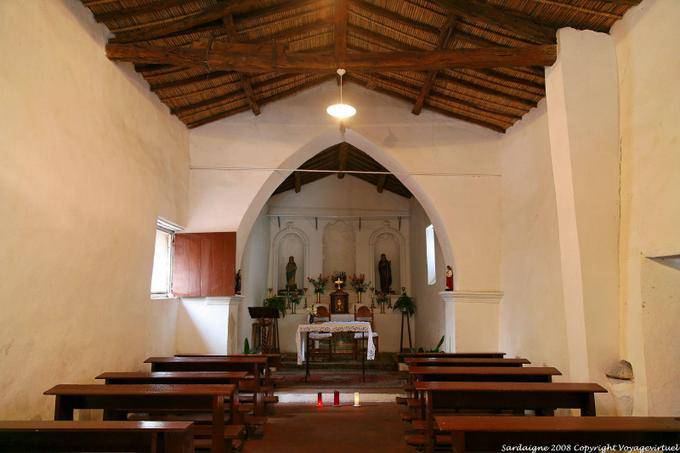Orosei, uma pequena nave da igreja - Sardenha