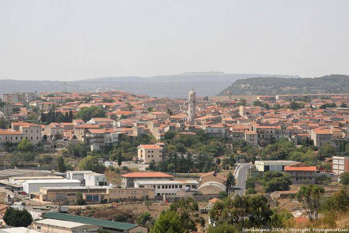 Thiesi, vista panorâmica da cidade - Sardenha