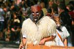 Nuoro, Festa del Redentore, sos Merdules Bezzos de Otzana, máscara dupla, Sardenha.