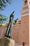 Estátua de bronze, Nuoro Piazza Santa Maria, Sardenha.