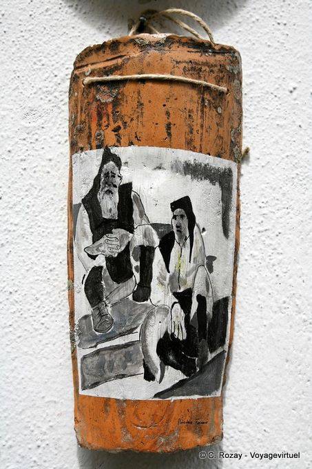 Orgosolo, um jarro de madeira pintada - Sardenha
