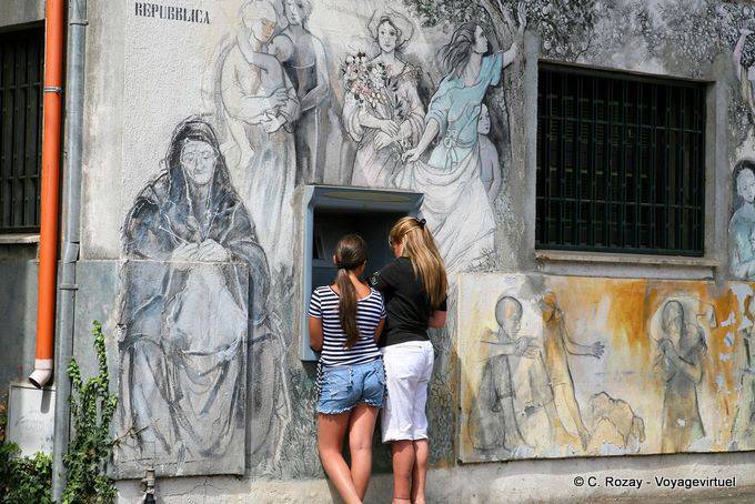 Orgosolo, corso Repubblica, mural em torno do terminal - Sardenha