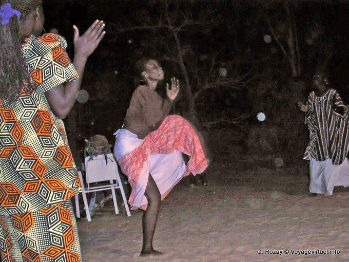 Noite férias e dança selvagem - Senegal
