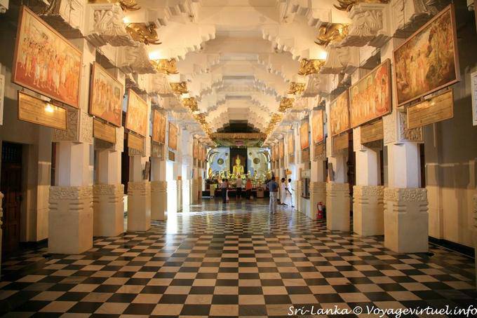 Panorama no interior do novo templo Dalada, Kandy - Ceilão Sri Lanca