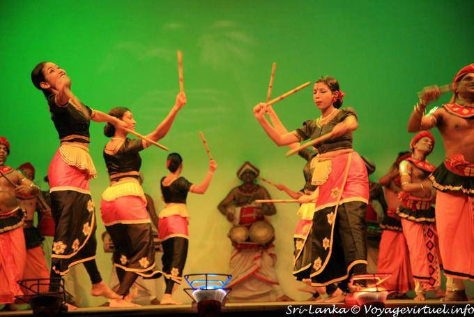 Dança folclórica Līkeli (dança vara), Kandy - Ceilão Sri Lanca