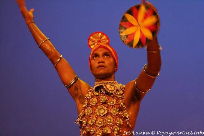 Gestos e dancer do Alto País, Kandy - Ceilão Sri Lanca
