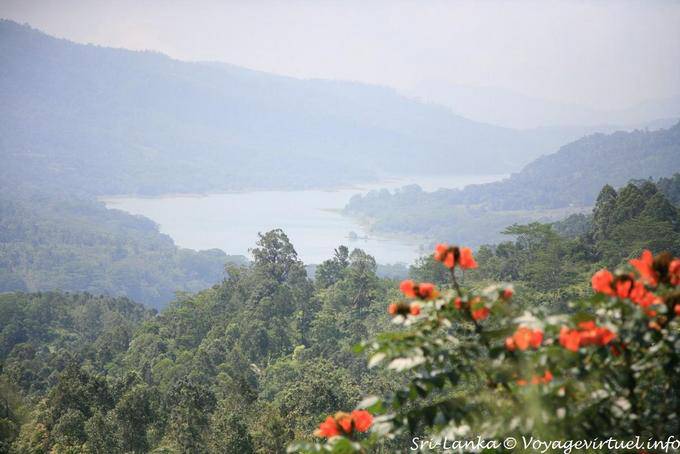 Vista da Kotmale Reservoir, Tea Road, Nuwara Eliya - Ceilão Sri Lanca