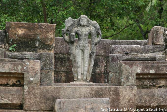 Buddha Mudra de destemor, Terraço do dente, Polonnaruwa - Ceilão Sri Lanca